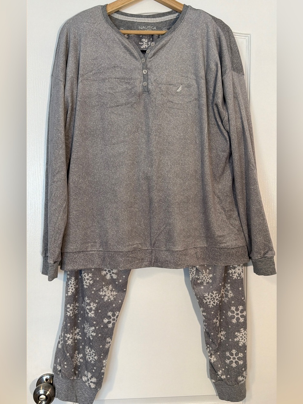 Nautica Grey Snowflake Thermal Pajama Set Long Sleeve Henley XL